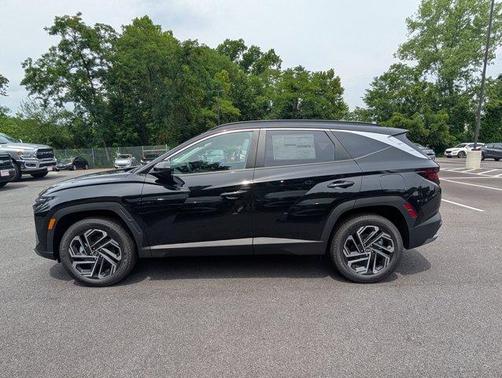 Phantom Black 2026 Hyundai TUCSON SEL