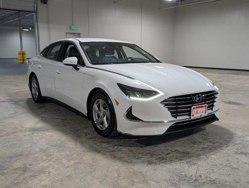 2021 Hyundai SONATA SE