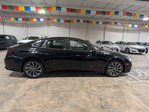 2020 Hyundai SONATA Limited