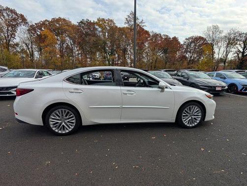 2016 Lexus ES 350 Base