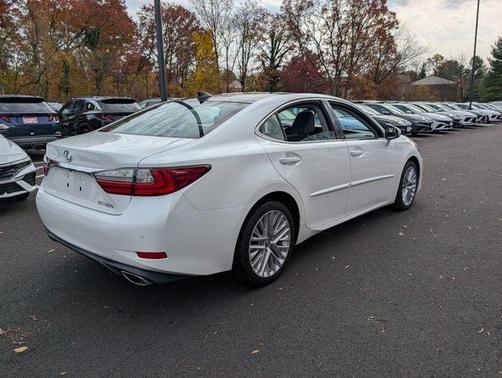 2016 Lexus ES 350 Base