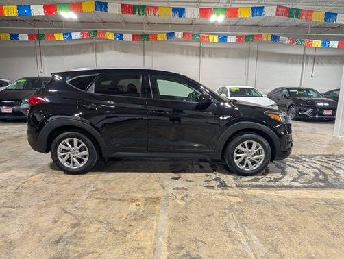 Black Noir Pearl 2021 Hyundai TUCSON Value