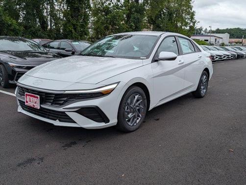 2025 Hyundai ELANTRA HEV Blue