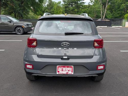 2025 Hyundai VENUE Limited