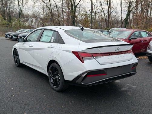 Serenity White Pearl 2026 Hyundai ELANTRA SEL Sport
