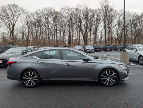 2020 Nissan Altima 2.5 SR