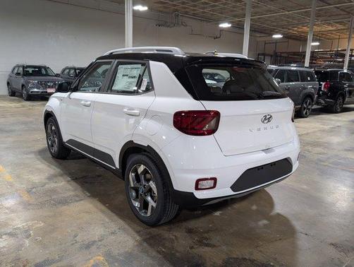 2025 Hyundai VENUE Limited