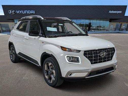 2025 Hyundai VENUE Limited