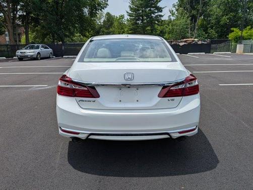 2017 Honda Accord EX-L V-6