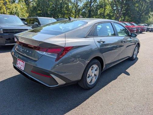 Gray 2026 Hyundai ELANTRA SE