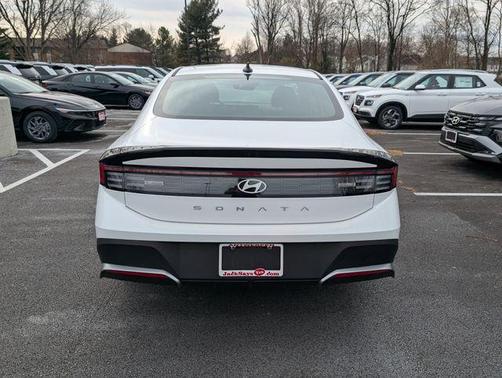 2025 Hyundai SONATA SE