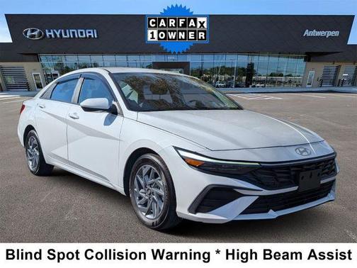 2024 Hyundai ELANTRA SEL