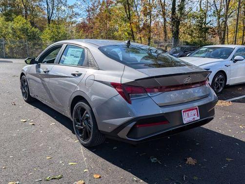 2026 Hyundai ELANTRA SEL