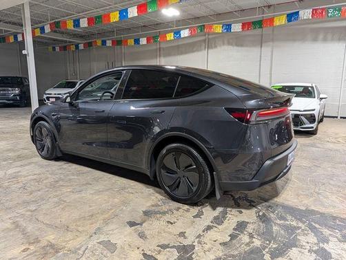 Stealth Gray 2026 Tesla Model Y PREMIUM