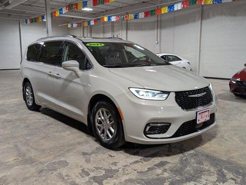 2021 Chrysler Pacifica Touring