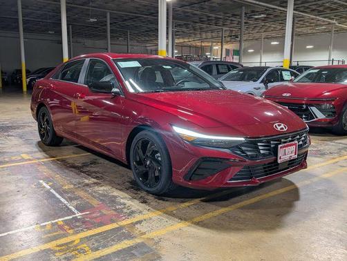 2026 Hyundai ELANTRA SEL