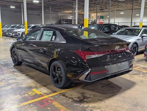 2026 Hyundai ELANTRA SEL