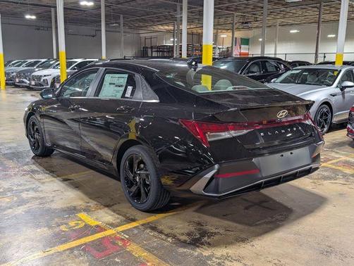 2026 Hyundai ELANTRA SEL
