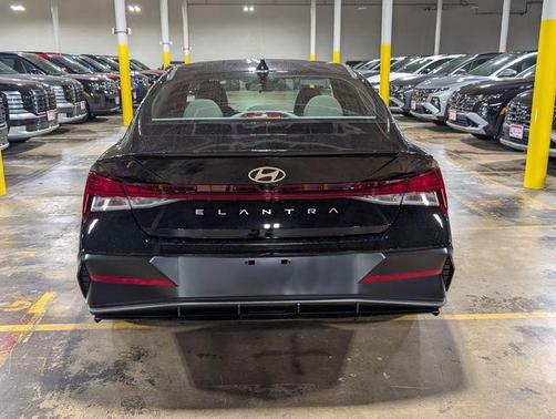 2026 Hyundai ELANTRA SEL