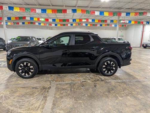 Phantom Black 2025 Hyundai SANTA CRUZ SEL