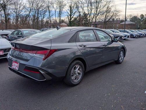 Gray 2026 Hyundai ELANTRA SE