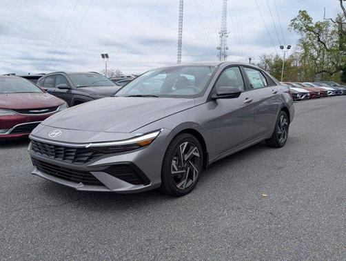 2025 Hyundai ELANTRA HEV SEL Sport