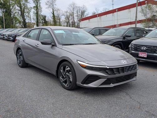 2025 Hyundai ELANTRA HEV SEL Sport