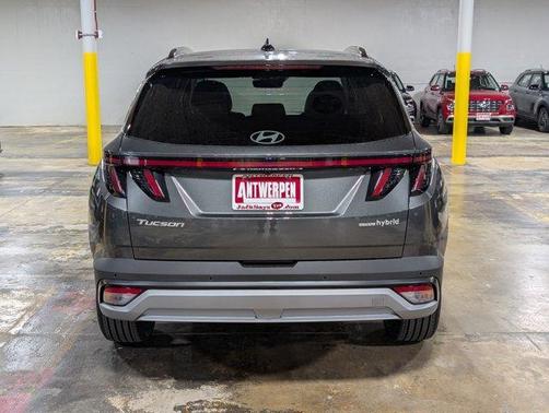 2025 Hyundai TUCSON Hybrid Limited