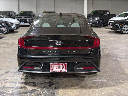 Phantom Black 2021 Hyundai SONATA SE