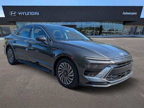 2025 Hyundai SONATA Hybrid SEL