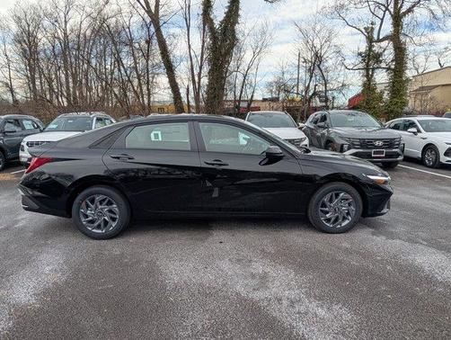 2026 Hyundai ELANTRA HEV Blue