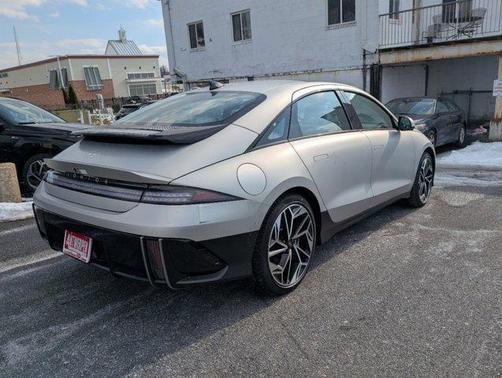 2025 Hyundai IONIQ 6 Limited