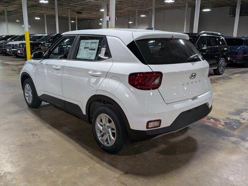 Lunar White 2026 Hyundai VENUE SE