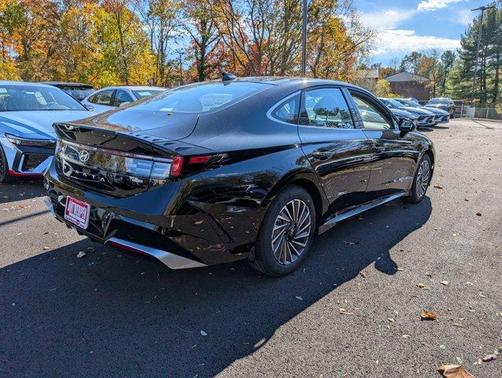 2026 Hyundai SONATA Hybrid SEL