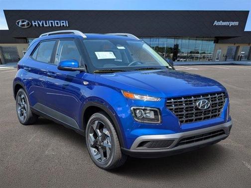 2025 Hyundai VENUE SEL