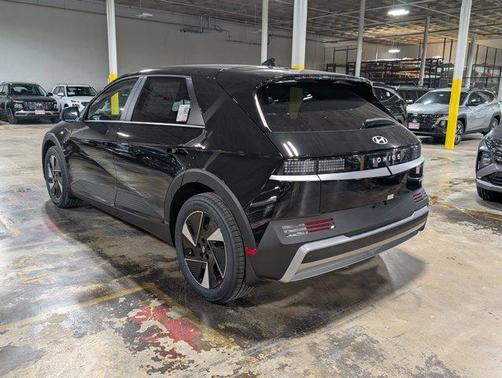 2026 Hyundai IONIQ 5 SE