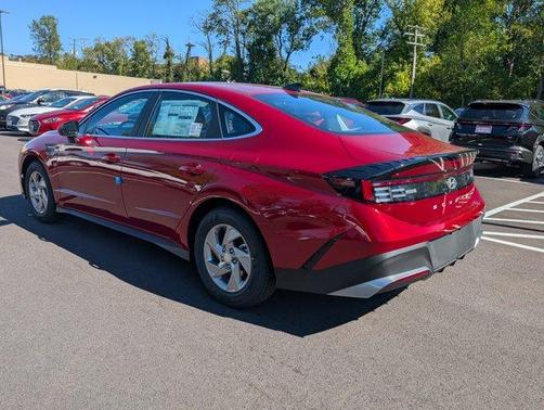 2026 Hyundai SONATA SE