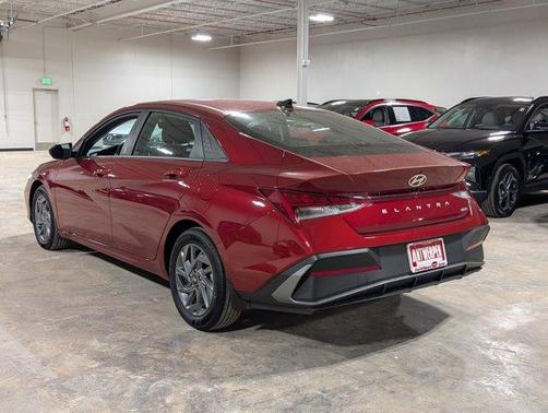 2024 Hyundai ELANTRA HEV Blue