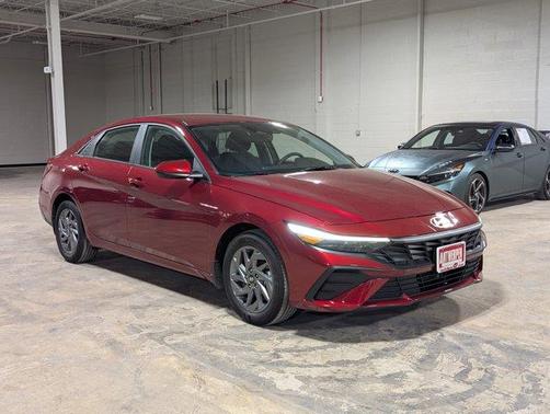 2024 Hyundai ELANTRA HEV Blue