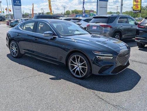 2022 Genesis G70 2.0T