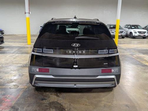 2025 Hyundai IONIQ 5 SEL