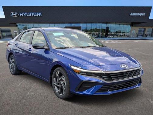 2025 Hyundai ELANTRA SEL Sport