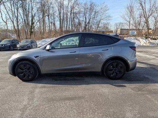2025 Tesla Model Y Long Range