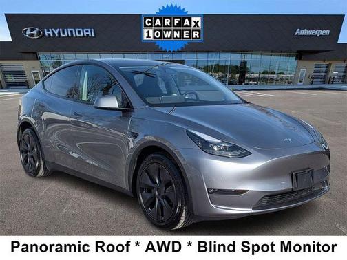 2025 Tesla Model Y Long Range