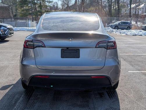 2025 Tesla Model Y Long Range