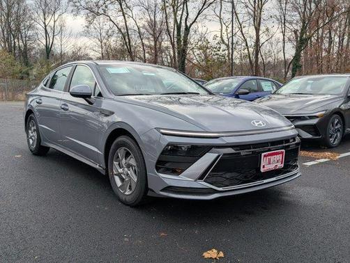 2026 Hyundai SONATA SE