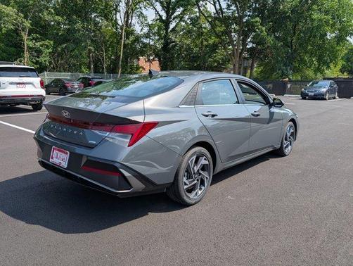 2025 Hyundai ELANTRA HEV Limited