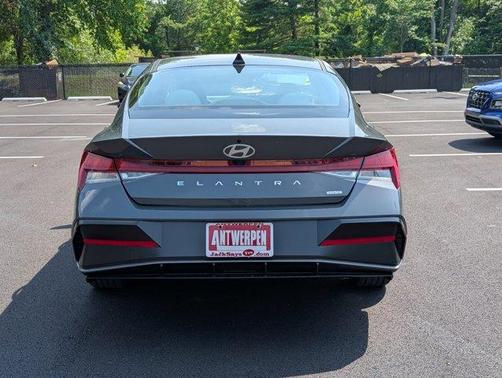 2025 Hyundai ELANTRA HEV Limited