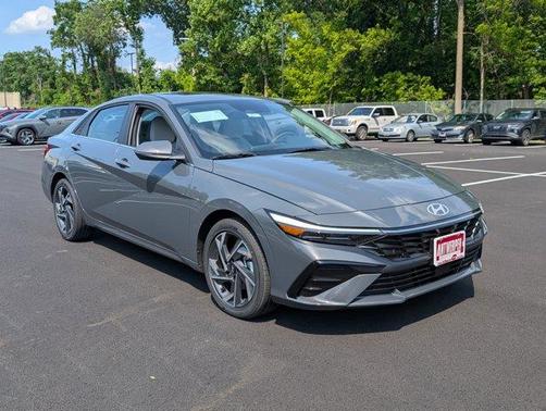 2025 Hyundai ELANTRA HEV Limited