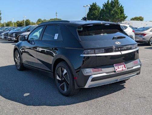 Black 2027 Hyundai IONIQ 5 SEL